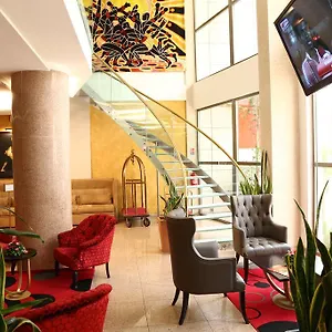 Otel Fleur De Lys Plateau